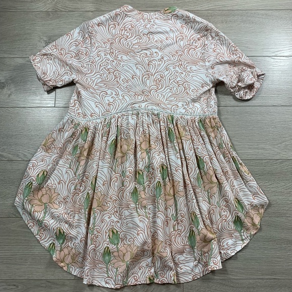 Anthropologie Akemi + Kin Veria Floral Dustry Pink Short Sleeve Blouse Tunic Top - Picture 3 of 9